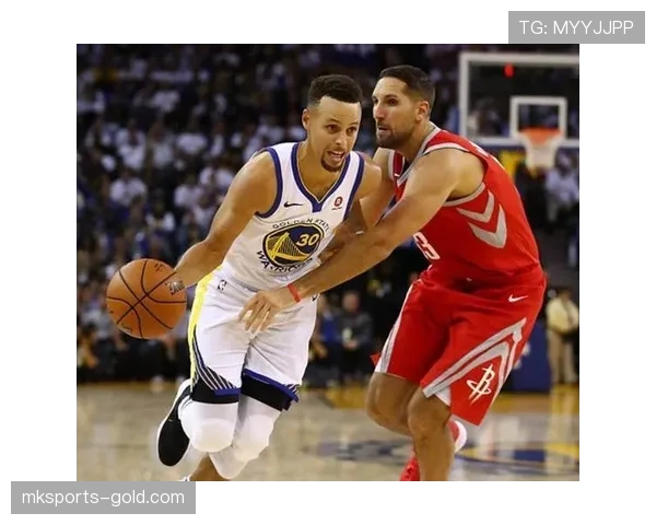 安东尼无球牵制力改变对手防守布局