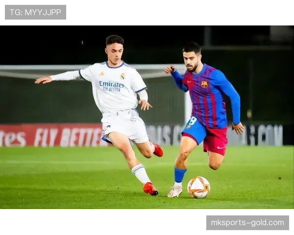 巴萨进攻体系依赖边路情况持续加剧，对战术稳定性与变化形成制约